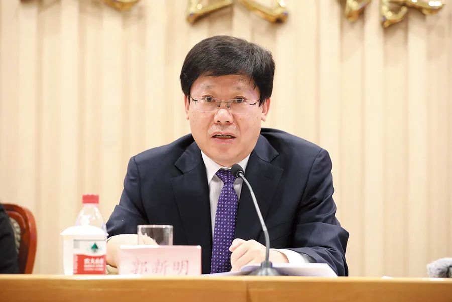 全国人大代表、中国人民银行河南省分行行长王均坦建议：夯实资源环境要素资产化市场基础