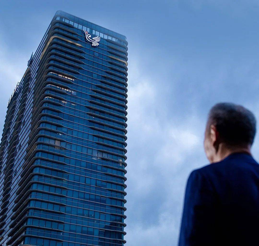 万泽股份：控股股东及董事近日合计减持股份超110万股