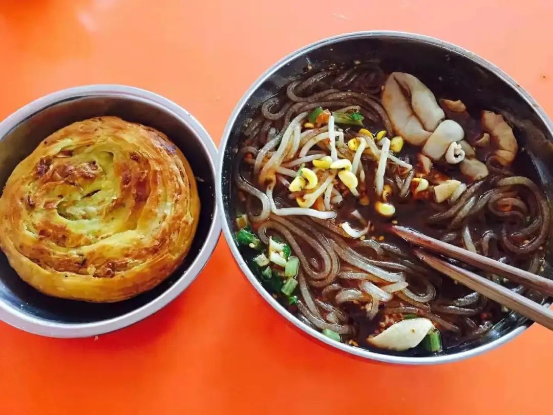 老字号“弄潮”记：博士后掌门搞研发，老品牌“创”出“年轻味”